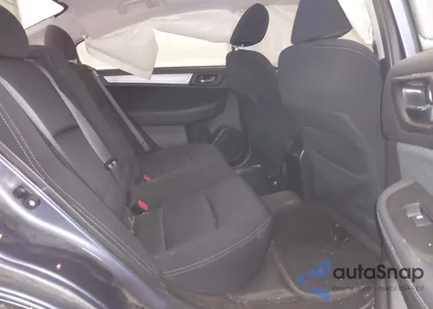 2015 Subaru Legacy 2.5I Premium z USA, uszkodzony, nr VIN 4S3BNAC67F3031947